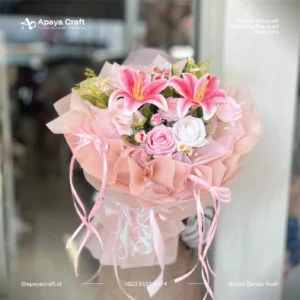 Lily Round Pink Bouquet
