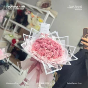 Satin Rose Bouquet - Pink